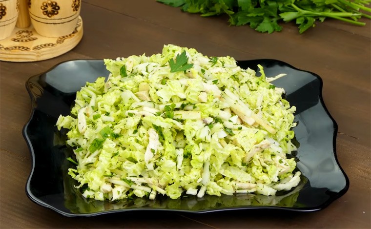 Салат с пекинской капустой и куриной грудкой Рецепты на