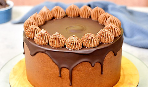 Шоколадная глазурь для подтёков на торте