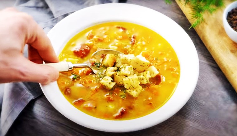 Гороховый суп с охотничьими колбасками рецепт с фото