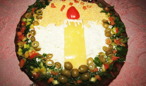 Новогодний салат «Свеча»