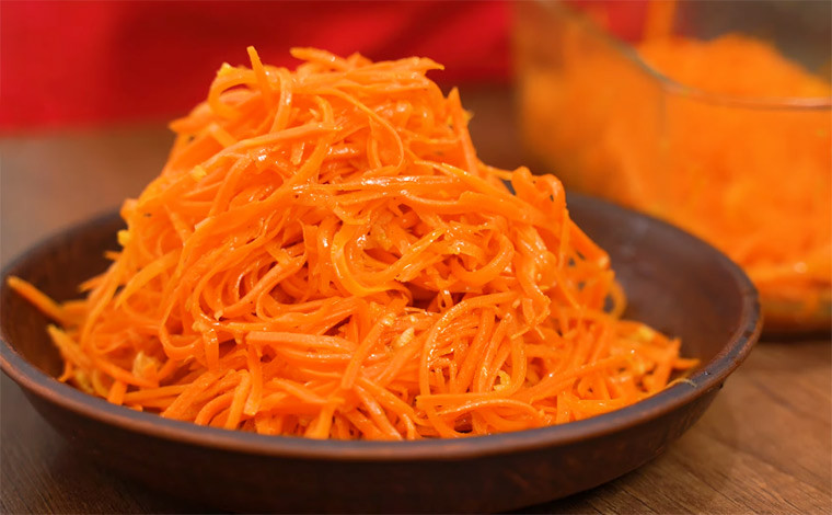 Хрустящая морковка по-корейски