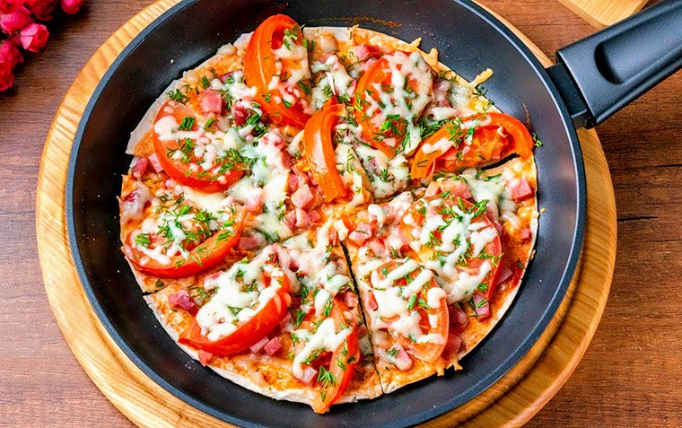 Пицца из лаваша на сковороде | Рецепты на FooDee.top