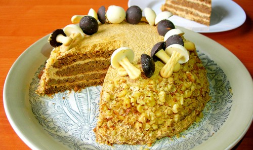 Орехово-кофейный торт «Грибная поляна»