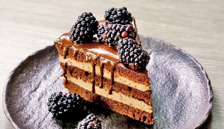 Шоколадный торт с кремом чиз на сковороде