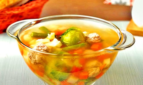 Суп с фрикадельками и овощами