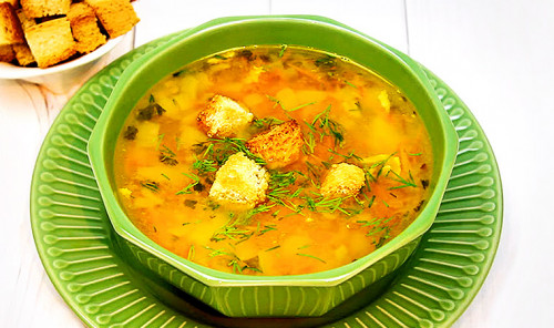 Гороховый суп с мясом и картошкой