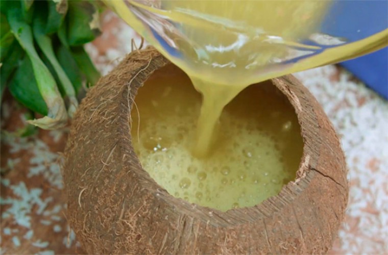 Коктейль с кокосовой водой