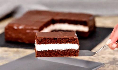 Шоколадный торт «Киндер Делис»