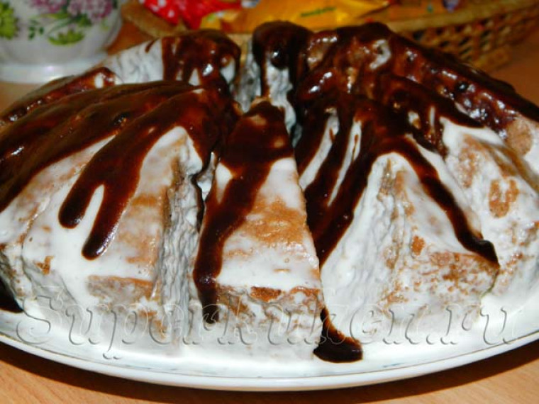 Бисквитный торт со сметанным кремом 
