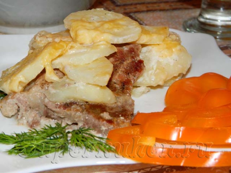 Мясо по-французски с картофелем в мультиварке